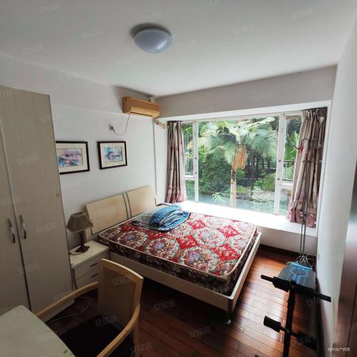 青岛保利百合花园二手房