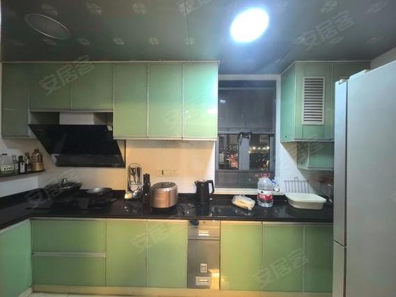 临港海滨国际花园房价