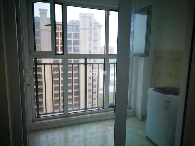 青岛卓越蔚蓝群岛房价