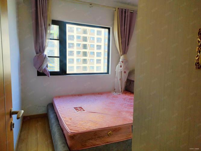 济南万科公园里二手房