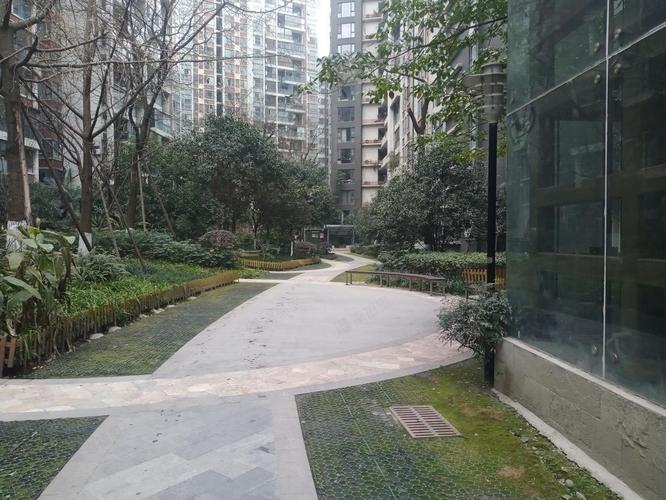 成都白鸽岛尚二手房价