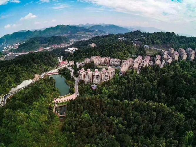 贵州赤水天鹅堡房价