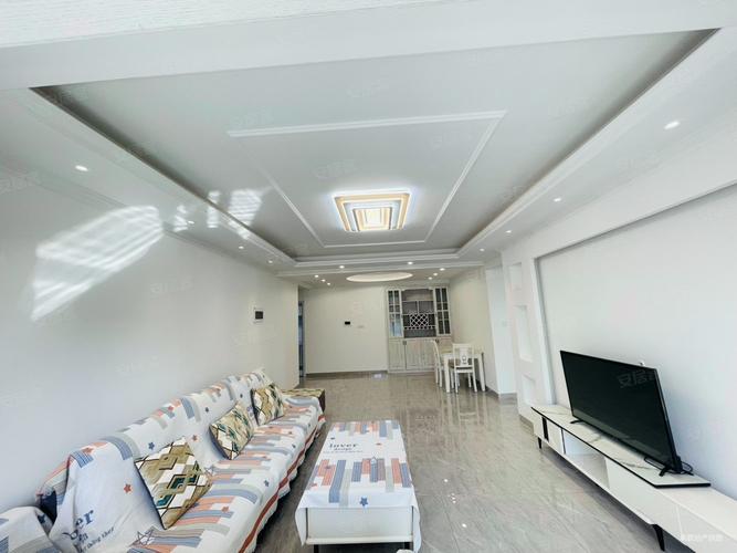 七彩云南第一城房价