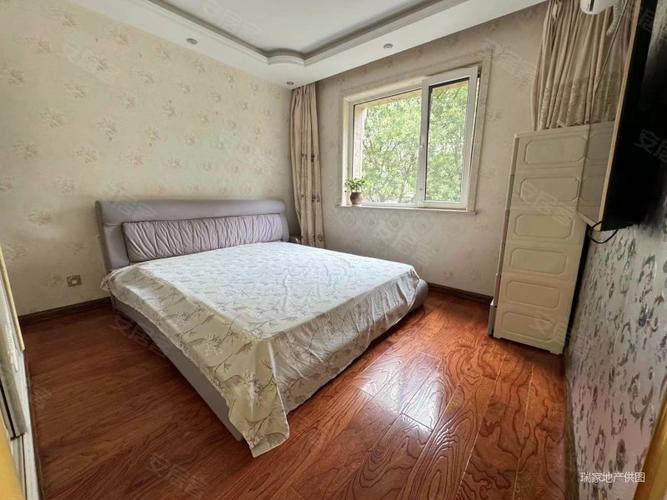 鸿玮澜山和院二手房