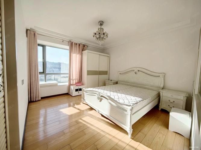 荷塘月色二手房价格