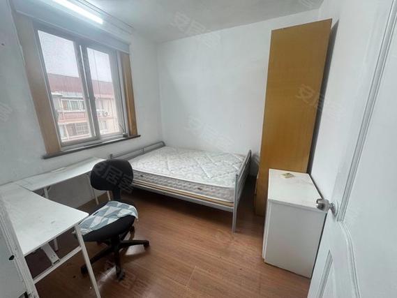 虹桥机场新村二手房