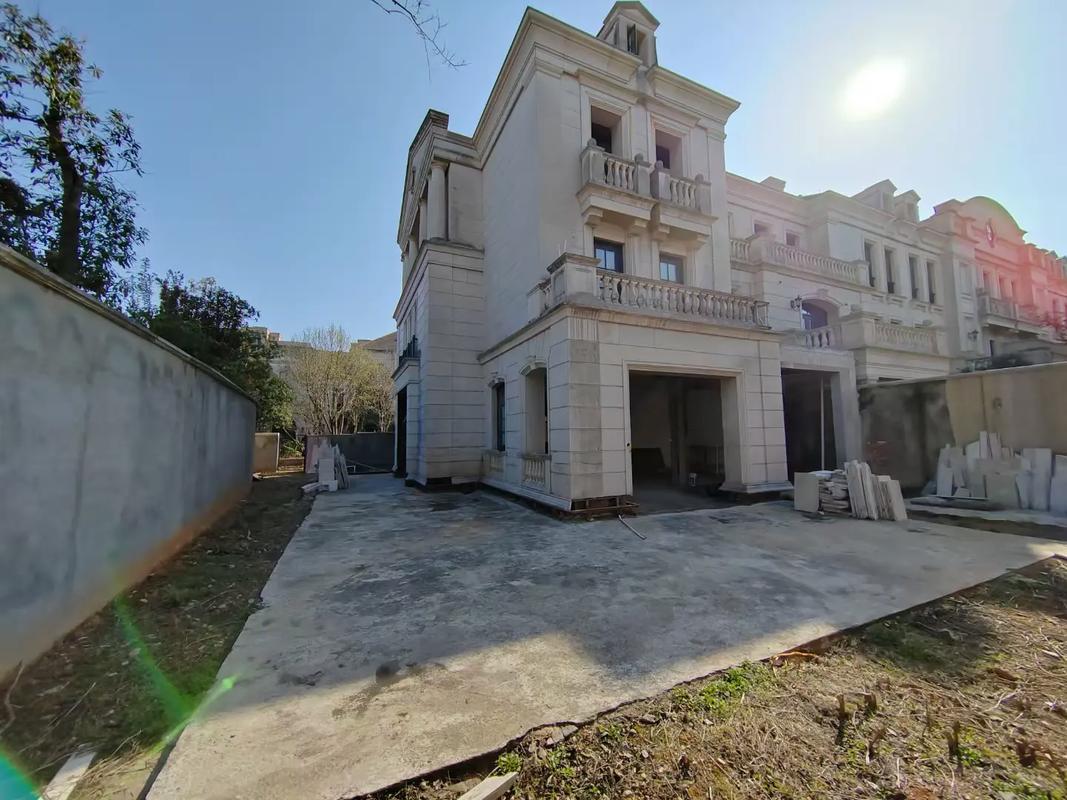 玫瑰庄园二手房价格