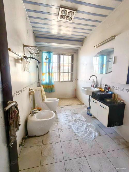 昆明香槟小镇二手房