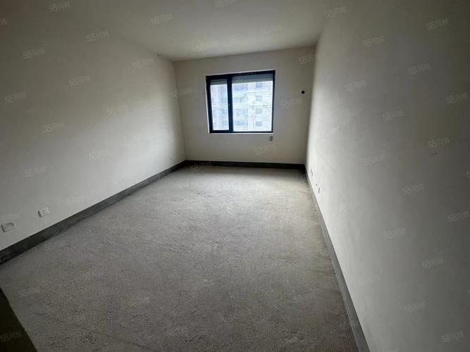 东台万水清华房价