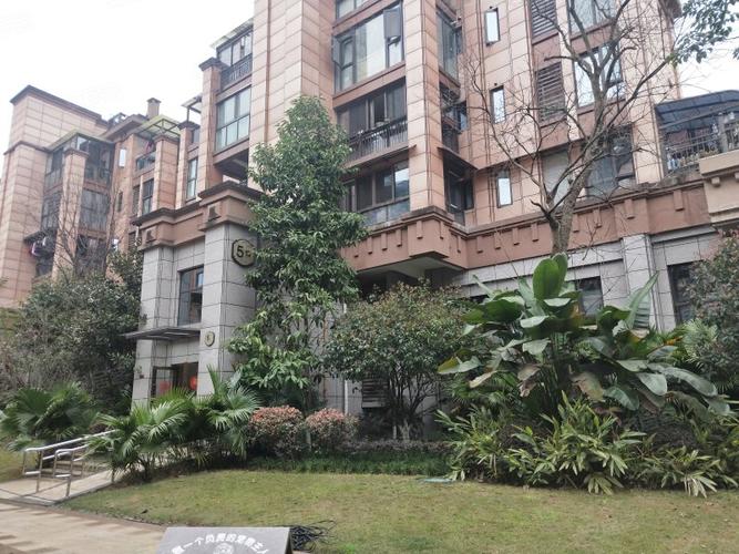 两江春城二手房价