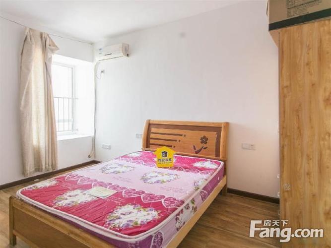 金地雄楚一号房价