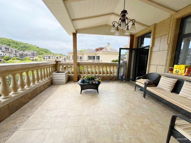 保利公园别墅二手房