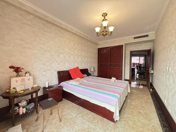 秦皇岛滨河湾二手房