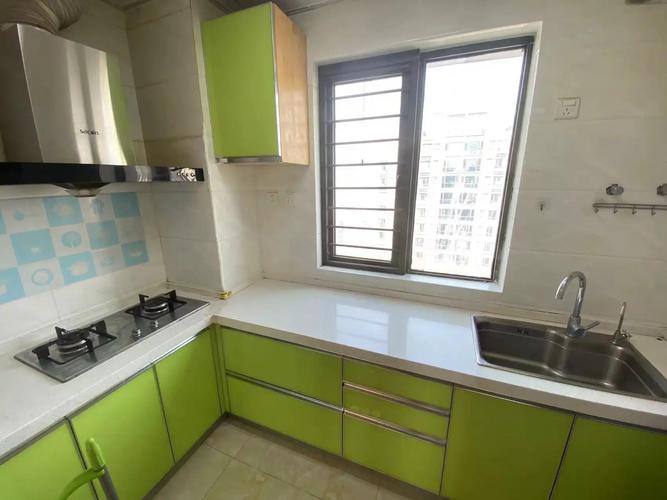 郑州保利百合二手房