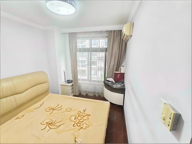 上海春天花园房价