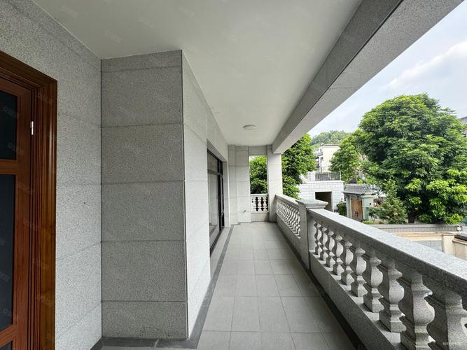 鹤山十里方圆二手房