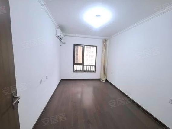 曲江华著中城房价